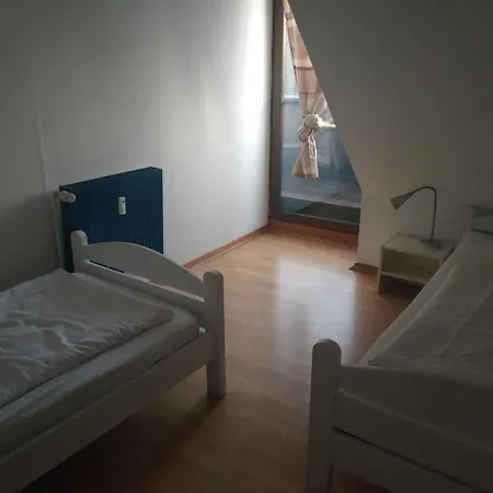 Wohnung 3 - #109437 *